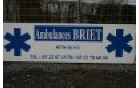 AMBULANCES BRIET S.A.R.L.